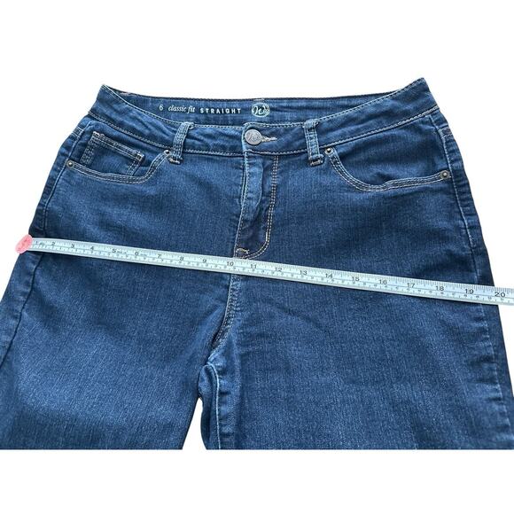 N62 Jeans woman’s size 6 classic fit STRAIGHT - Picture 4 of 8